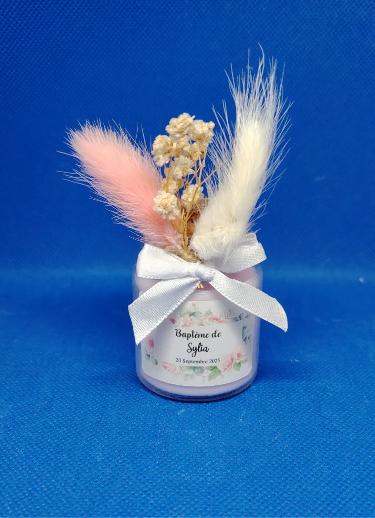 En verre et fleurs séchées